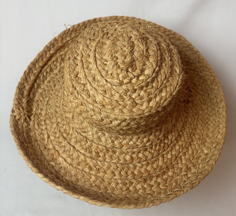 Helen Kaminski Braided Raffia Sun Hat Beige Natural Kettle Brim Preppy Summery gallery