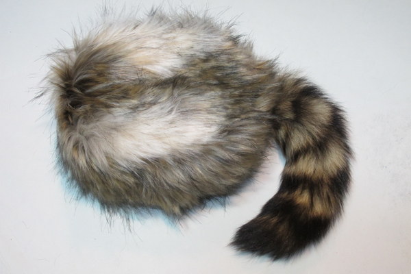 Blondy Davey Crockett Coonskin Cap Real Fur Tail Raccoon Coon Daniel Boone Hat