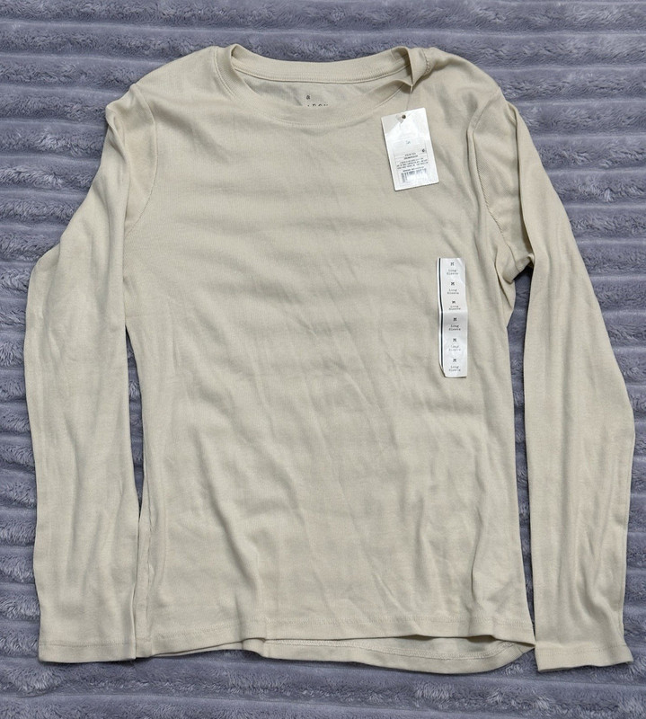 A New Day Cream Ribbed Knit Crew Neck Long Sleeve Stretch Tee, Women’s M