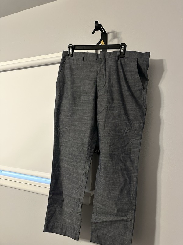 Express Innovator Men’s Gray Slim Flat Front Stretch Twill Dress Pants 32
