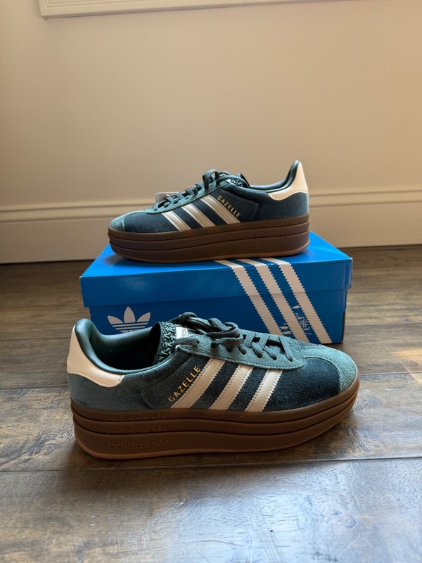 Size 8 – adidas Gazelle Bold Mineral Green Velvet W