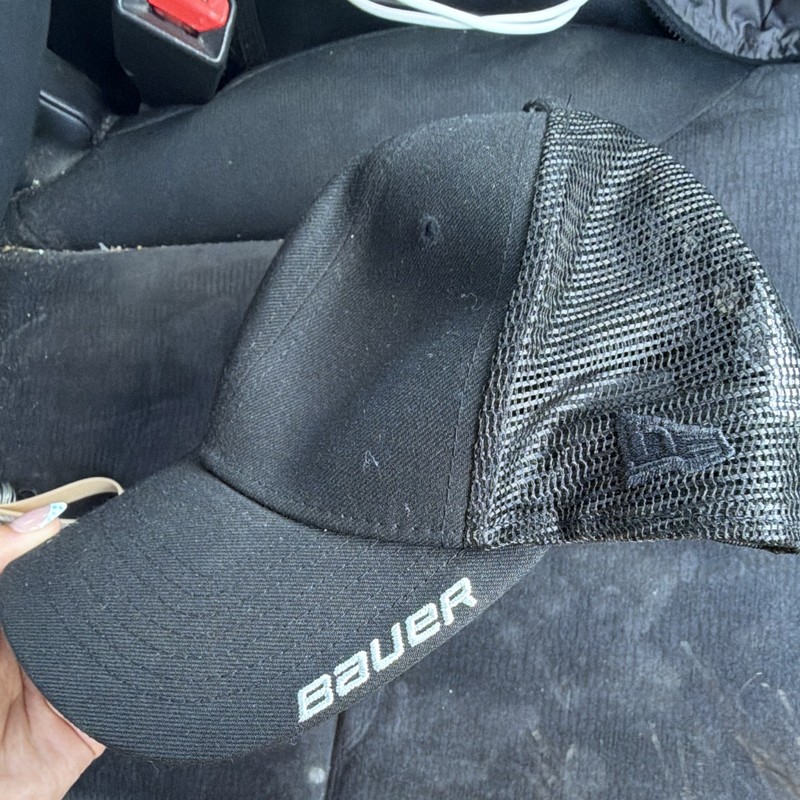 Bauer Black Mesh Back Adjustable Trucker Hat Cap Unisex Adults One Size