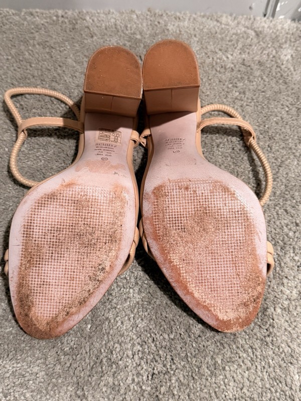 SCHUTZ Nude Leather Block Heel Sandals Ankle Strap Size 38 BR / 40 EU gallery