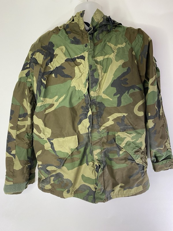 US Military Cold Weather Camouflage Parka Jacket 8415-01-228-1318 Medium Regular