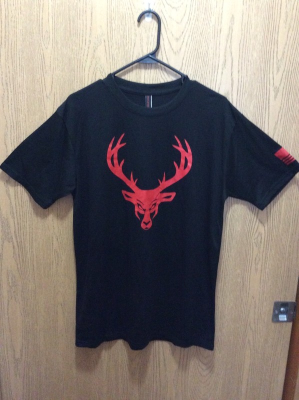 NWT MEN’S BUCKEDUP T-SHIRT SHORT SLEEVES BLACK POLYESTER SIZE LARGE