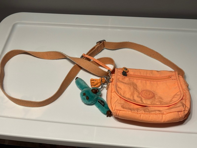 Kipling Elysia Solid Handbag Orange Zipper Strap See Pictures EUC