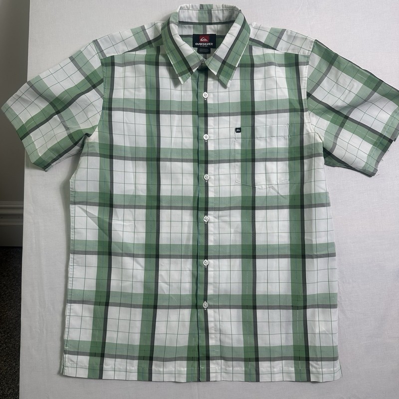 Quicksilver Mens Plaid Green / White Button up Short Sleeve Shirts Small