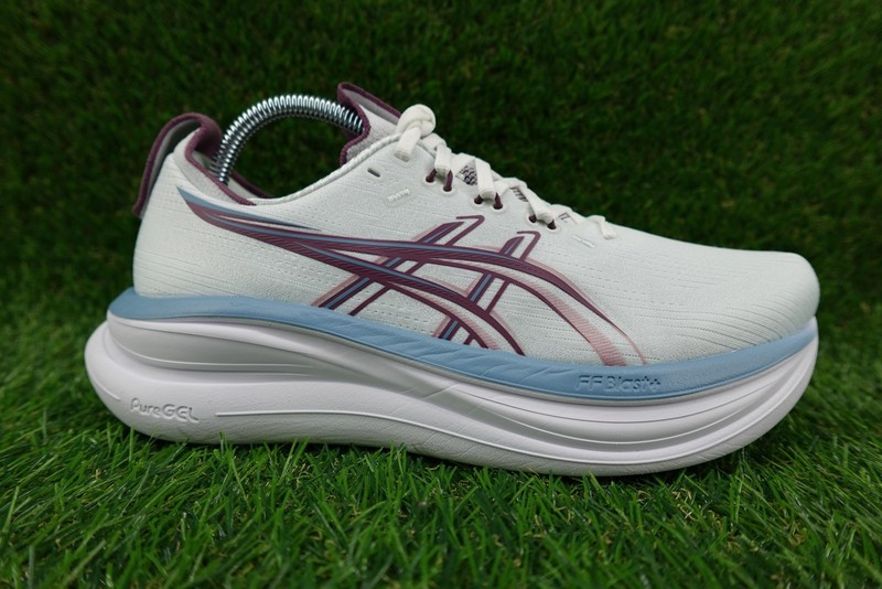 ASICS GEL-Nimbus 28 Shoes Womens Size 9.5 Arctic Blue Velvet Purple Road Running