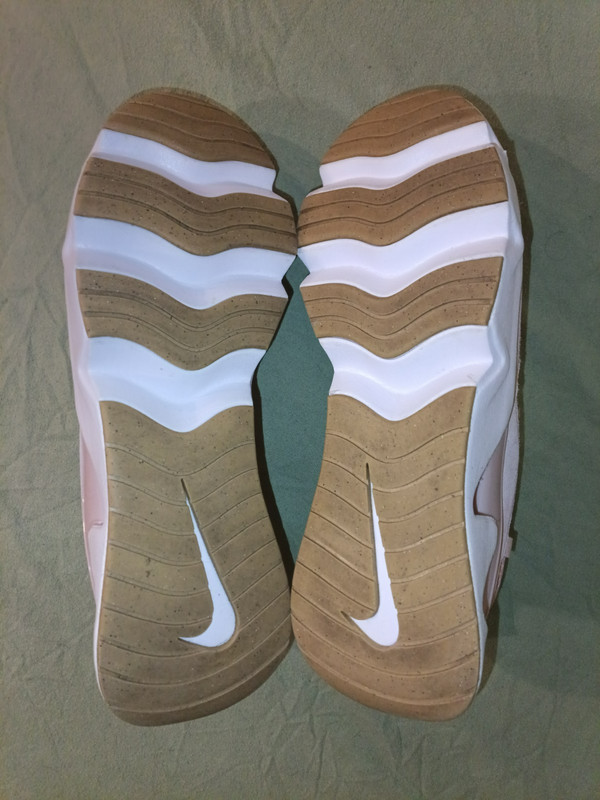 Nike, RYZ 365, Size 12 (W/US), Athletic Shoes Barely Rose, Excellent Condition gallery