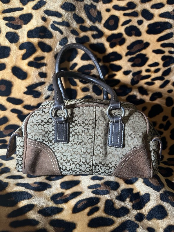 AUTHENTIC Coach Signature Soho Satchel gallery