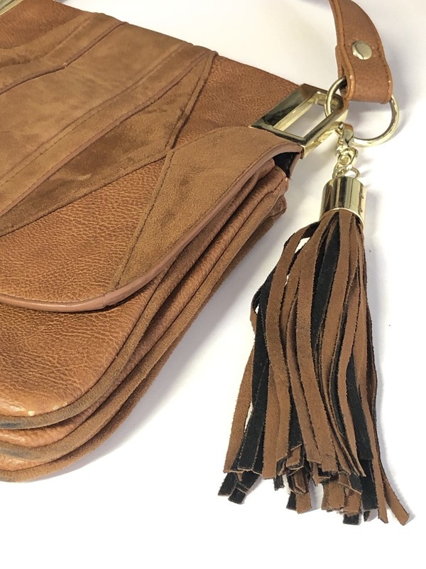 Steve Madden Brown Crossbody Purse Multiple Inner Dividers Tassel Gold Hardware gallery