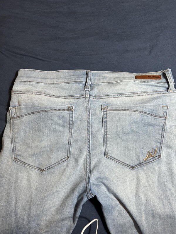 Express Barely Boot Light Wash Bootcut Jeans Size 10 gallery