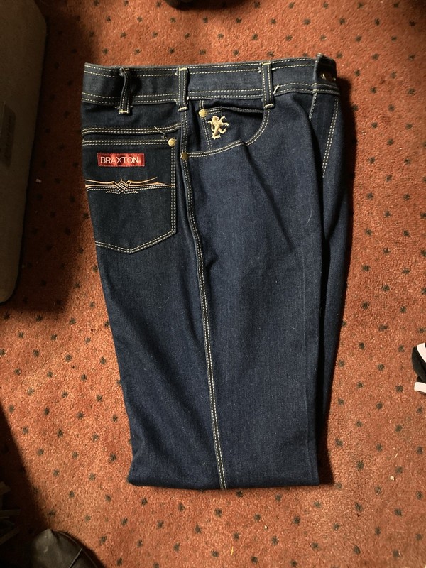 Braxton Women’s Straight Jeans Dark Wash Blue Stretch 5-Pocket Zip, Size 10 gallery