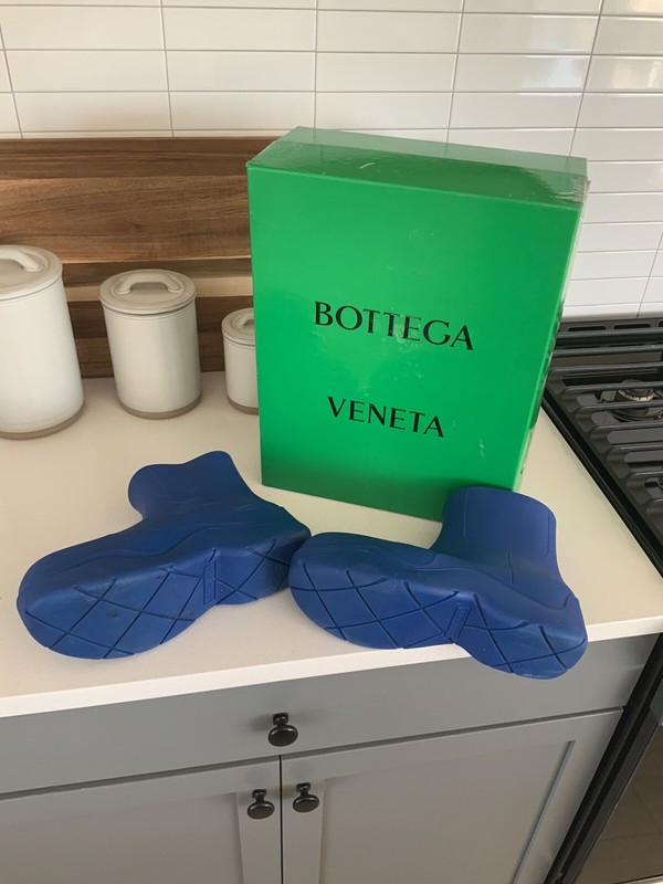 Bottega Veneta Blue Puddle Boots size 44 gallery
