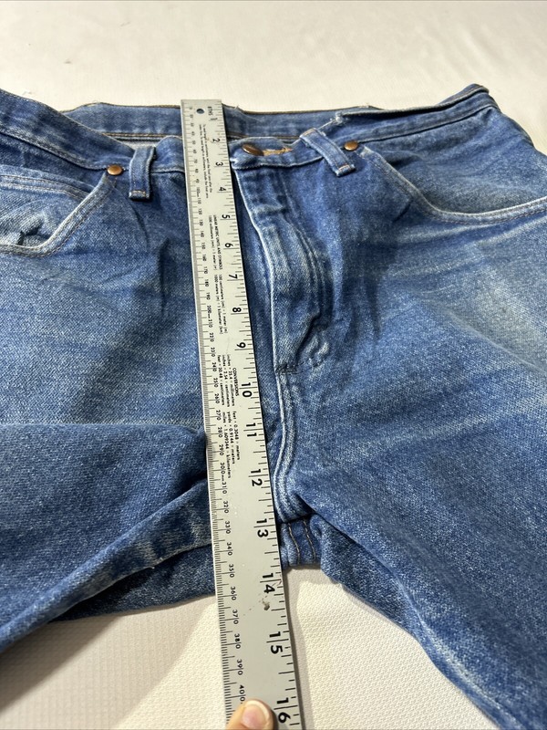 Wrangler Men's Cowboy Cut® Original Fit Prewashed Indigo Jeans 13MWZPW See Pic** gallery
