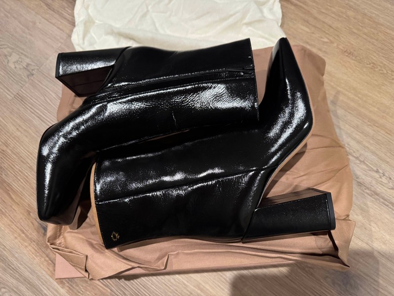 GIANVITO ROSSI LuxuryFreeda Bootie, Nuit Black Ankle Boots, 38.5/8.5 New in Box