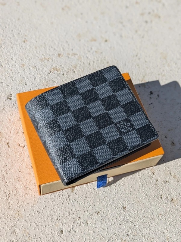 Louis Vuitton Damier Graphite Multiple Bifold Wallet USA Fast Delivery gallery
