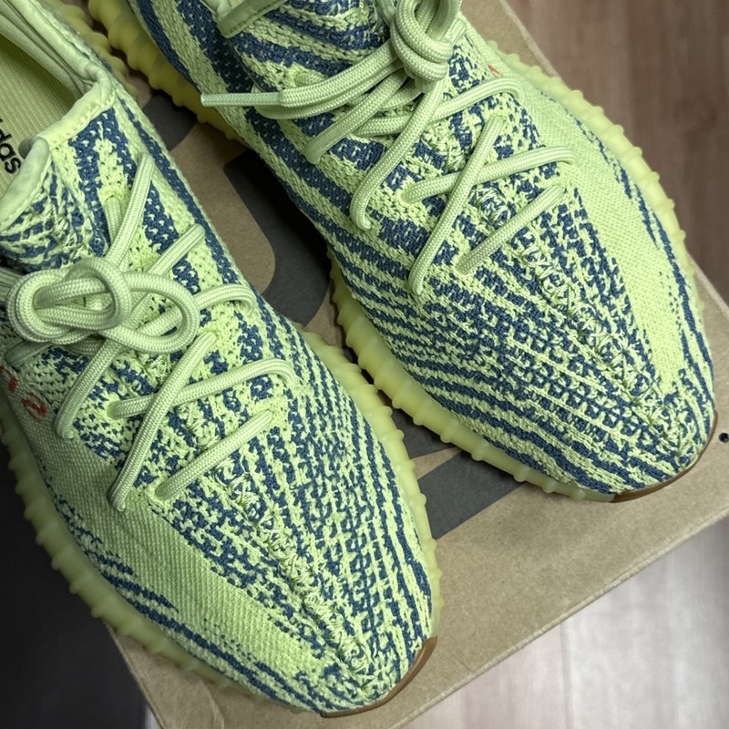 Yeezy Boost 350 V2 Frozen Yellow Size 9.5 PREOWNED (CLEAN/OG ALL) B37572 gallery