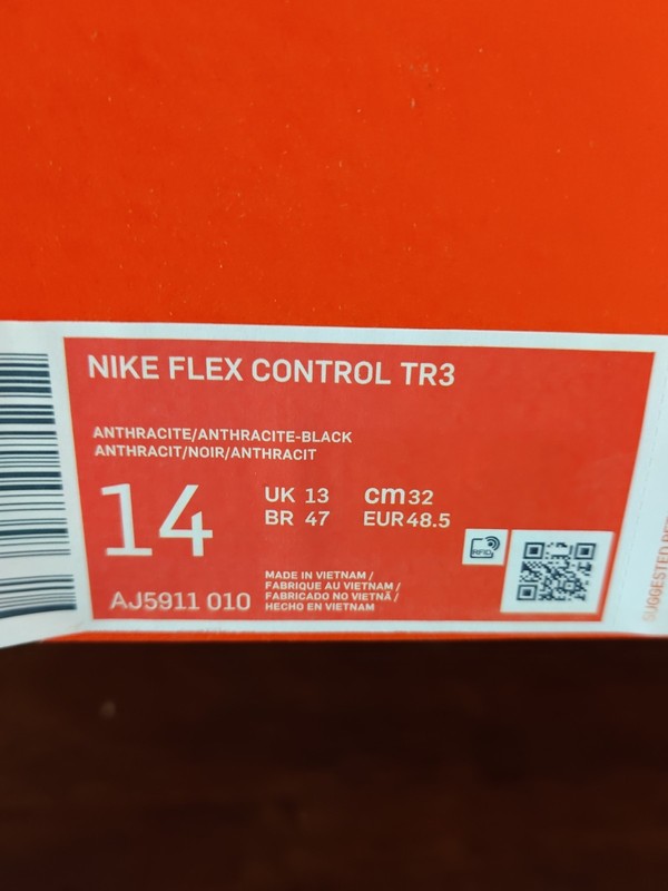 Nike size 14 Flex Control TR3 Men’s Anthracite/Black FlyKnit Sneakers AJ5911-010