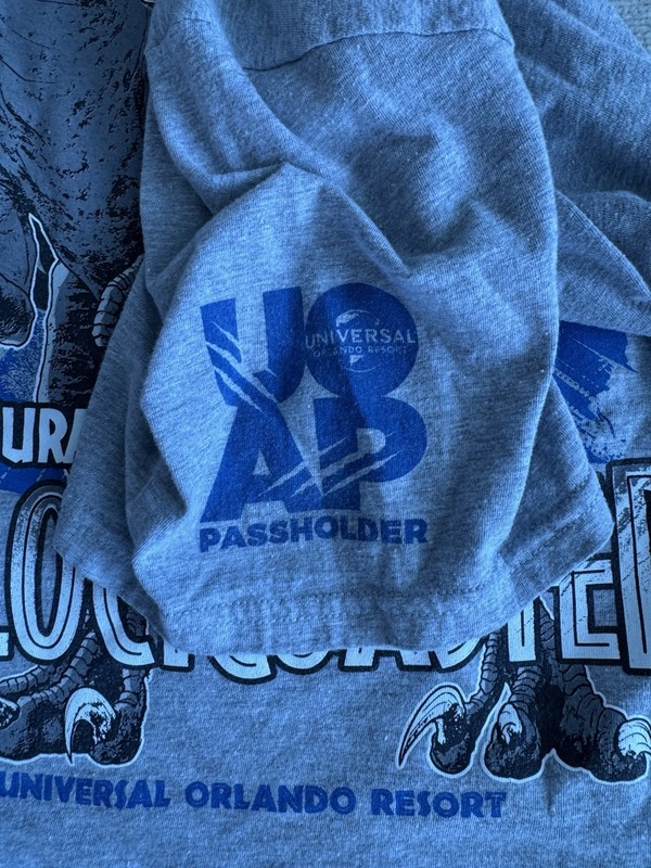Universal Studios Jurassic World Velocicoaster Passholder Shirt, Size Large gallery