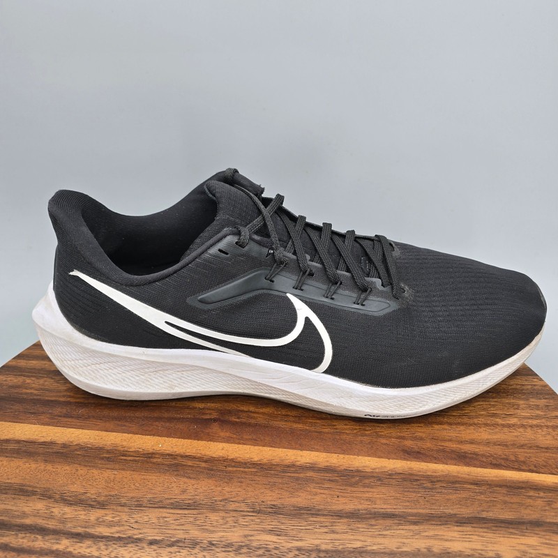 Nike Air Zoom Pegasus 39 Shoes Mens 13 Black White Running Athletic Sneakers