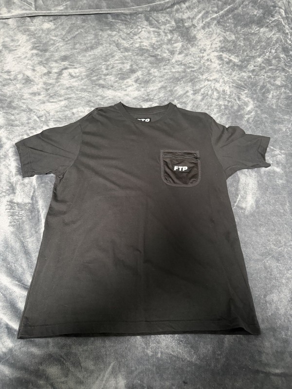 FTP Men’s Black Logo Pocket T-Shirt Short Sleeve Crew Neck XL