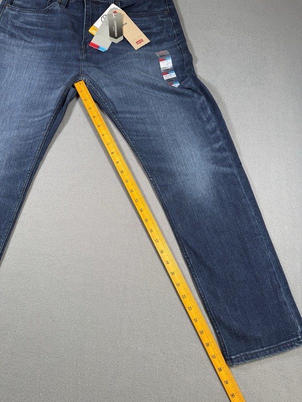 NWT Levi's 502 Regular Taper Performance Jeans 34x30 Thermadapt Blue Denim #0010 gallery
