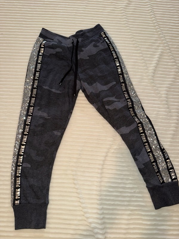 PINK Women’s Gray Camo Jogger Pants Size M Drawstring Elastic Waist Athleisure