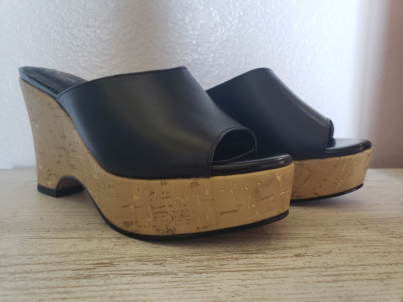 Cinderella of Boston Women’s Black/Beige Slide Wedge Sandals. Petite Women Size2 gallery