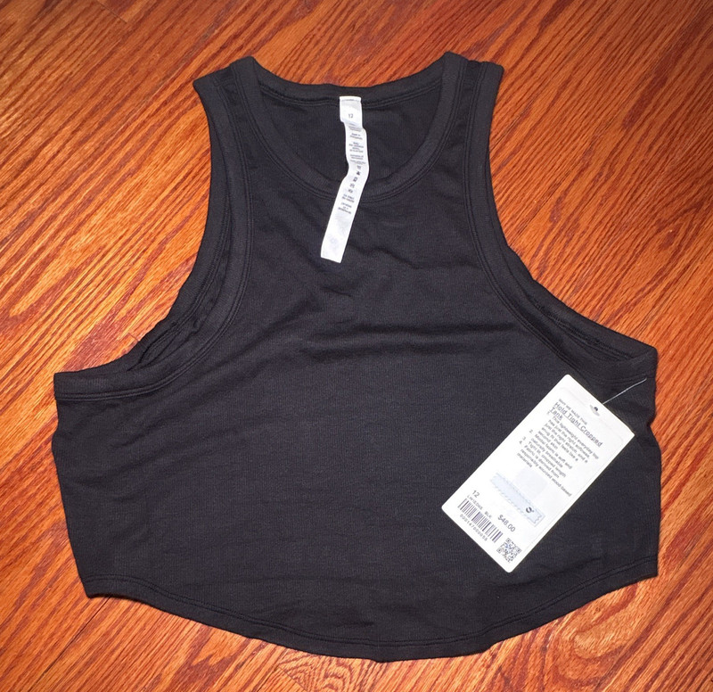 NWT lululemon Hold Tight Ribbed Scoop Neck Cropped Tank Stretch Black Size 12