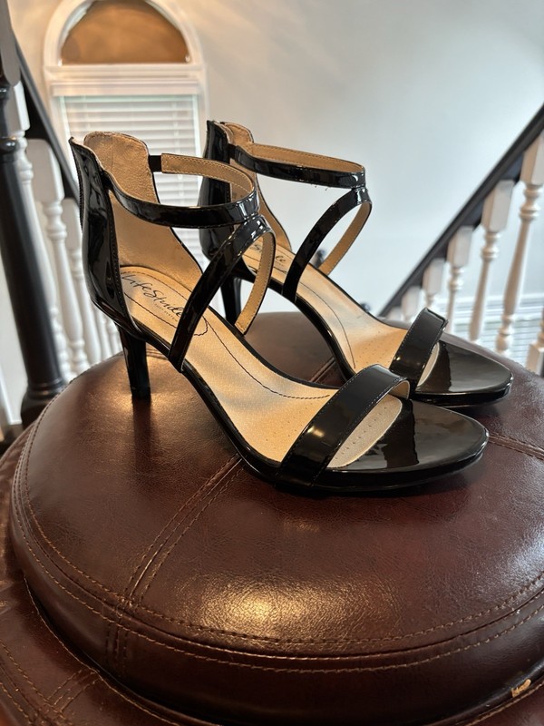 LifeStride Black Patent Leather Strappy Ankle Strap Open Toe Stiletto Heel 9W