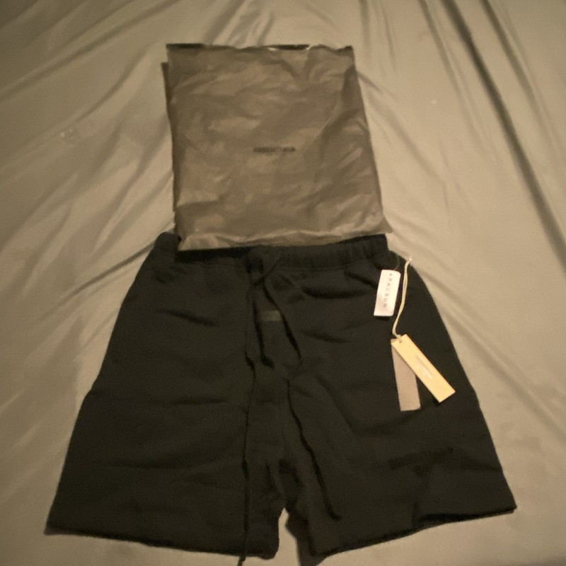 Essentials Men’s Black Solid Sweat Shorts w/ Drawstring Pockets 6″ Inseam