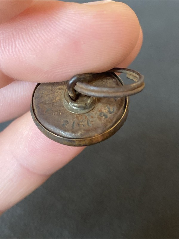 Antique 1918 Patent Anthracite Wear Well Overalls Button Brass Wobble Shank 20mm gallery