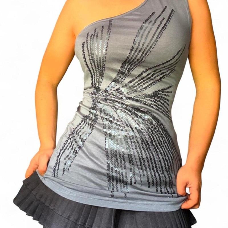 Y2K 2000s grunge chic gray one shoulder top