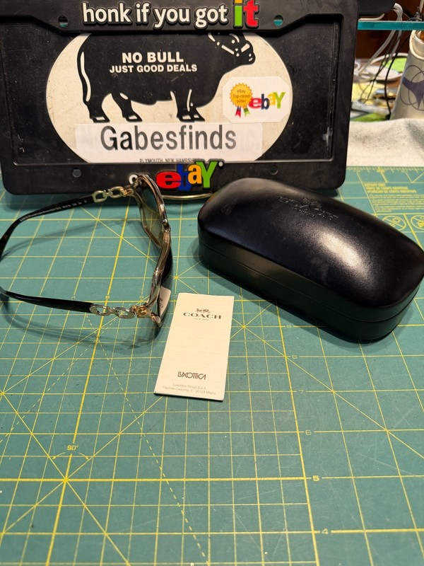 Coach HC 8145 512013 Dark Tortoise Sunglasses Case Included