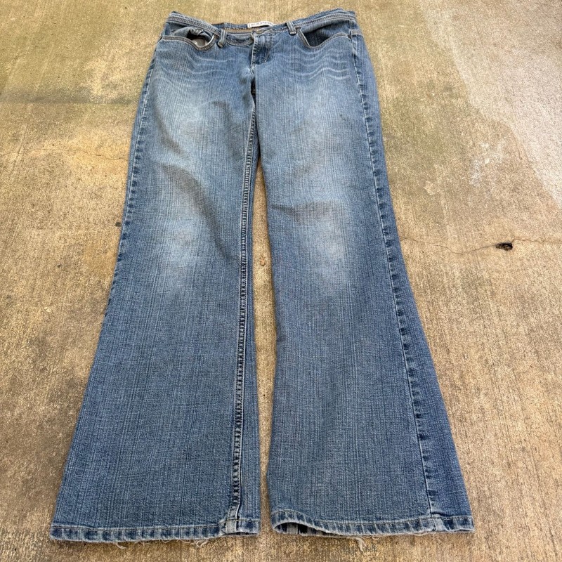 Express Low Rise Bootcut Jeans Women’s Size 8