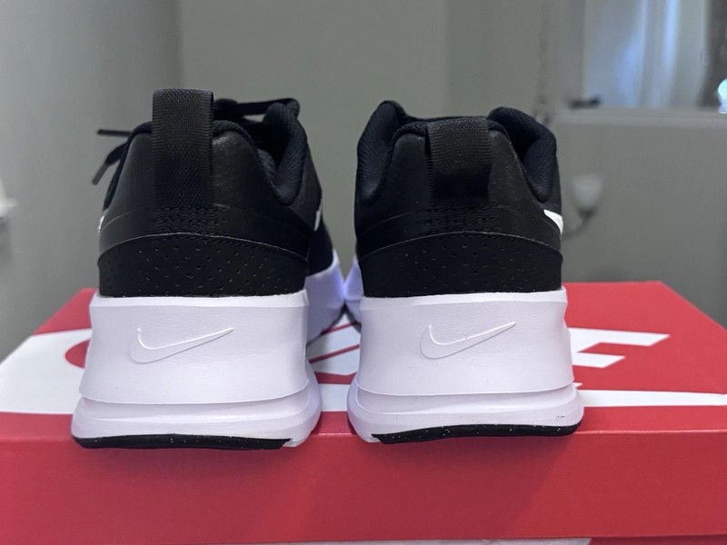 NIKE Air Max Nuaxis Men’s 10 Woman's 11.5 Black/White Athletic Shoes FD4329-001 gallery