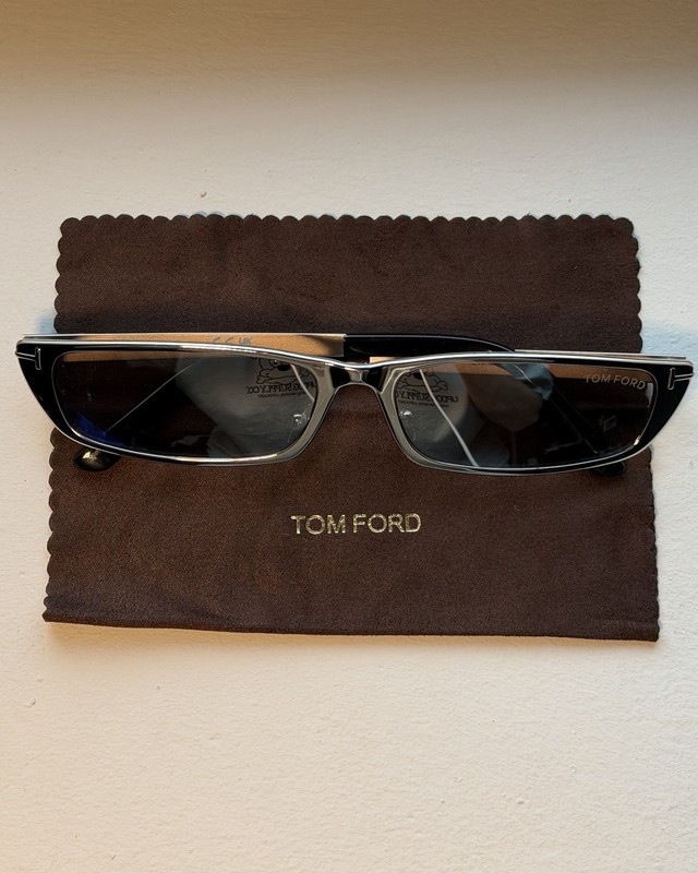 Tom Ford Everett TF1059 Rectangle Sunglasses Black Metal Frame 140mm gallery