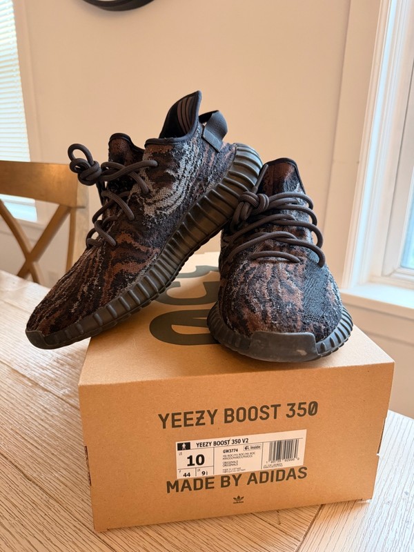 Yeezy Collection Bundle Size 10 | 350 V2 + 380 Mist + 700 V3 Clay Brown | Authen gallery