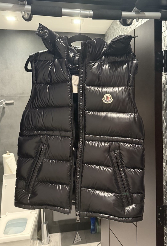 Moncler Black Down Puffer Vest Full Zip Stand Collar Logo Quilted Size 14A