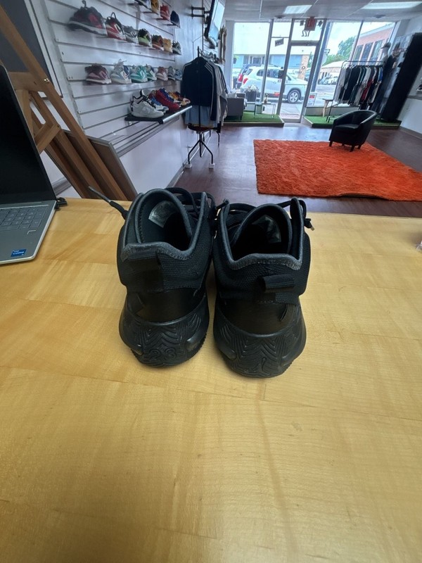 Jordan Stay Loyal 2 Triple Black Anthracite DQ8401-002 gallery