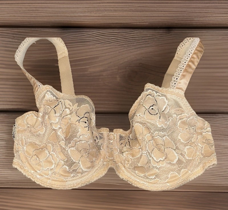 Chantelle Unlined Lace Underwire Bra Size 32DDD