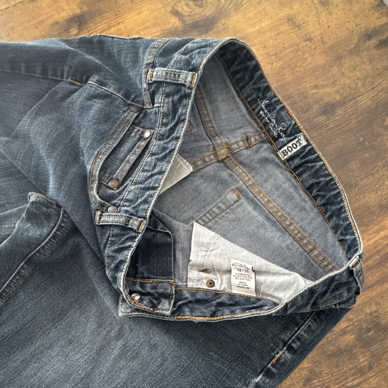 American Rag Women’s Bootcut Jeans Dark Wash Stretch 5-Pocket 8. Size 11-R