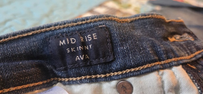 Lucky Brand Jeans Womens 8/29 Blue AVA Mid Rise Skinny Dark Wash Denim gallery