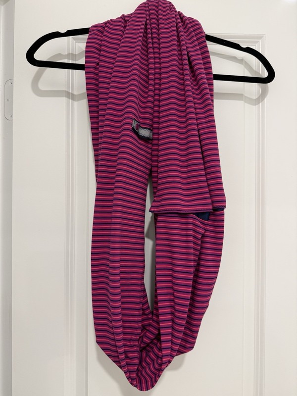 Lululemon Infinity Scarf Striped One Size Excellent Condition