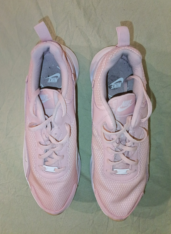 Nike, RYZ 365, Size 12 (W/US), Athletic Shoes Barely Rose, Excellent Condition gallery
