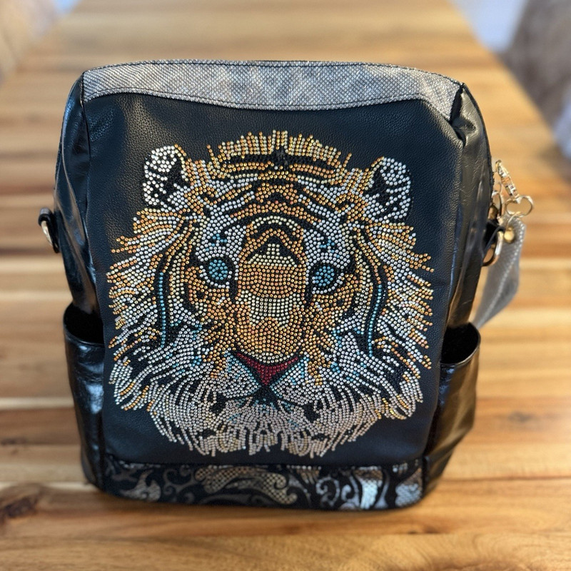 TIGER FANS! Massimo Contti Ltd Ed Prem Soft Leather Backpack w Rhinestone Tiger
