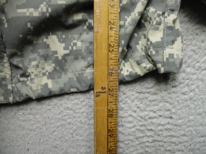 GEN III Wind Cold Weather Jacket Mens M Green Camo Level 4 Army ECWCS Softshell gallery