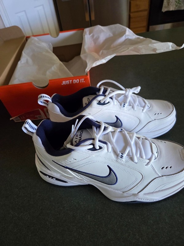 Size 11 - Nike Air Monarch IV White Navy BRAND NEW IN BOX gallery