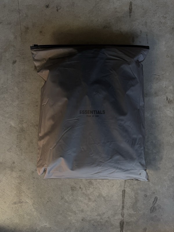 FEAR OF GOD ESSENTIALS HOODIES FW22 - All COLORS & SIZES gallery
